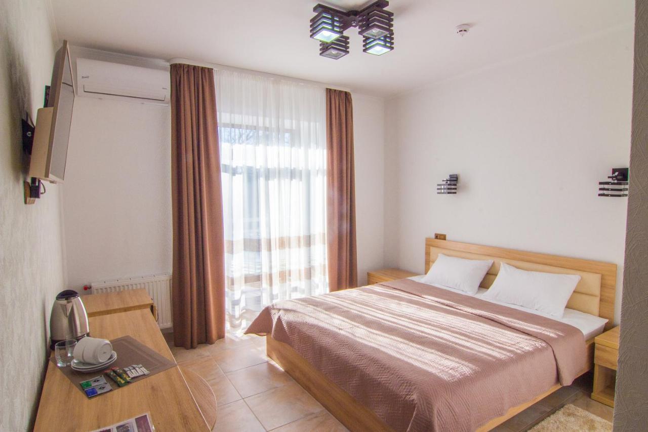 Мисливець В Комплексі "Сокіл" Hotel Susk Exterior foto