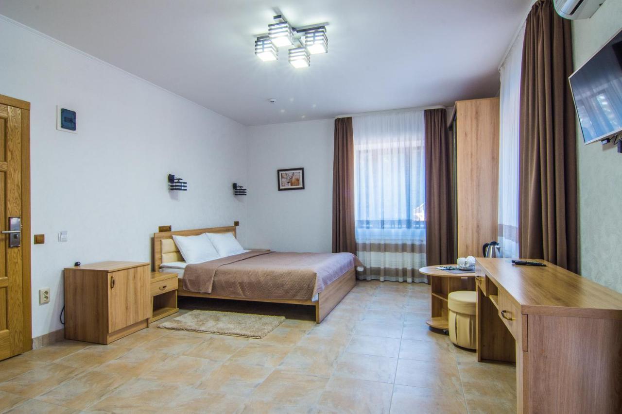 Мисливець В Комплексі "Сокіл" Hotel Susk Exterior foto